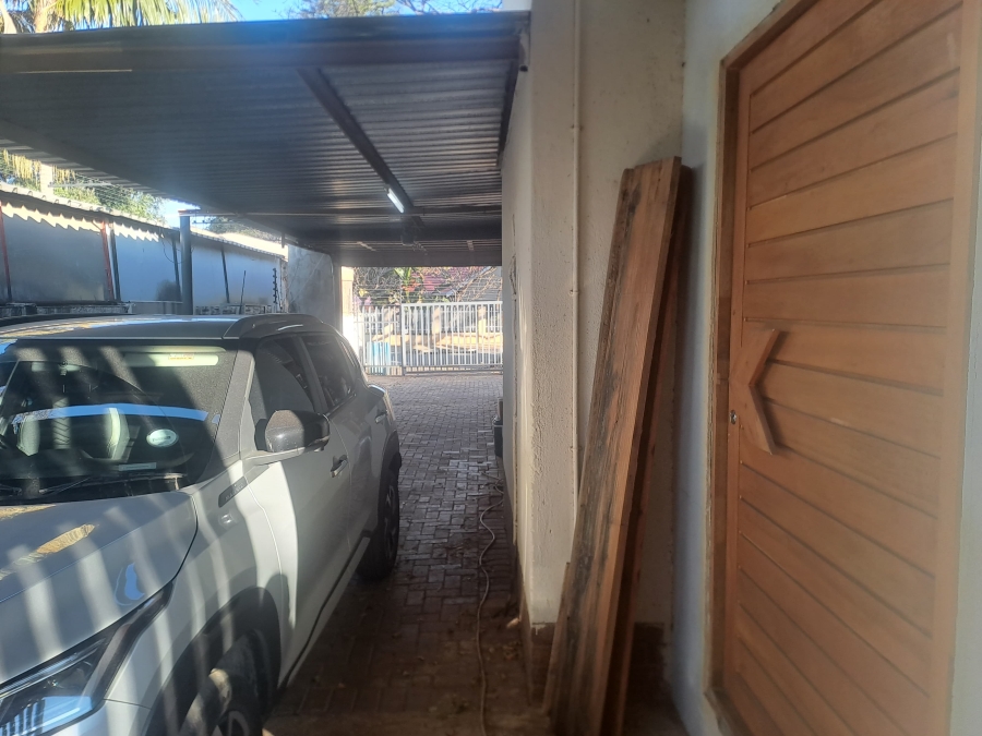 3 Bedroom Property for Sale in Geelhoutpark North West